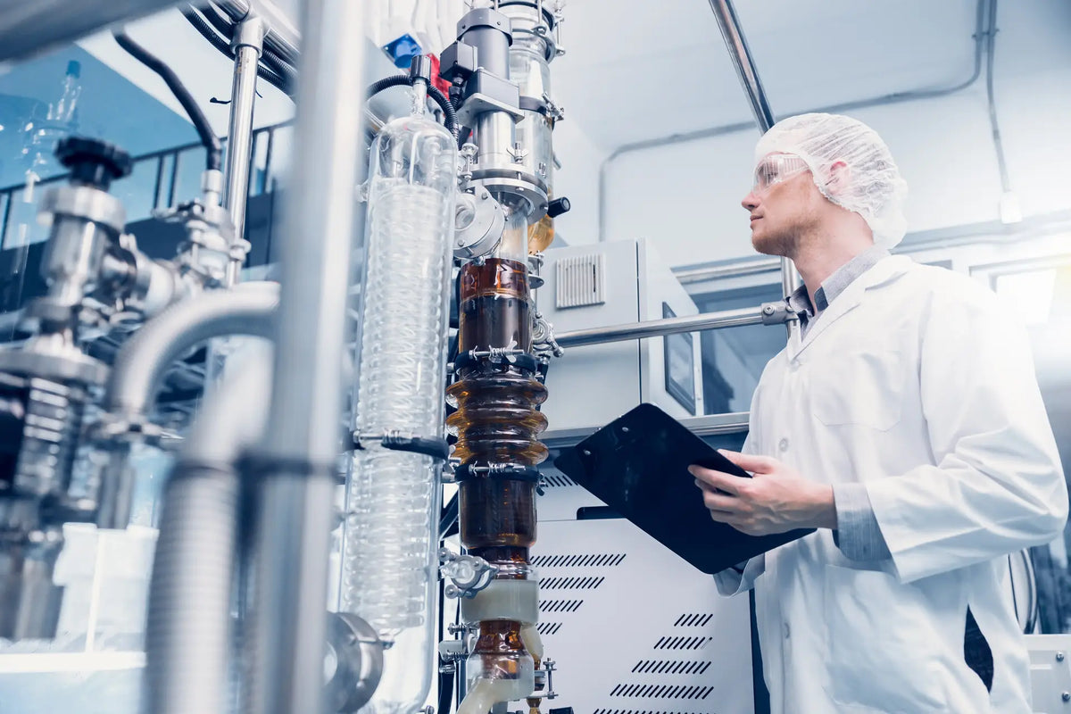 Ekstrakt-metoder: CO₂, ethanol og kulbrinte – hvad bevarer mest af det, der betyder noget?